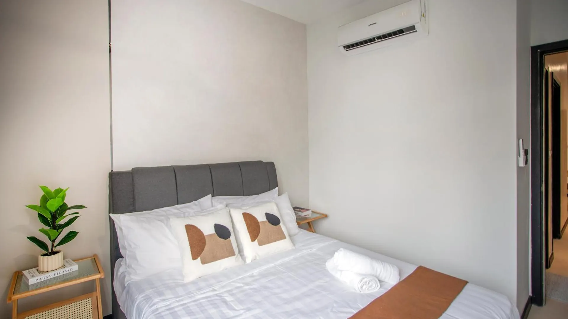 Neu Suites Ampang Near Gleneagles Kuala Lumpur 0*,